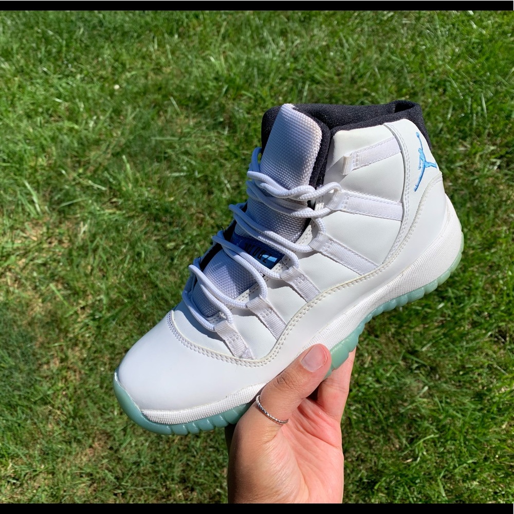Air Jordan 11 Retro - Columbia’s 🤍⚪️💙 GS